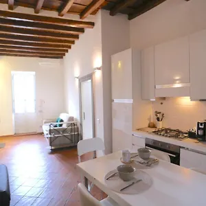  Apartment Benedetta 22 - Trastevere