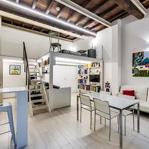 Historic Center Cozy Loft Rom
